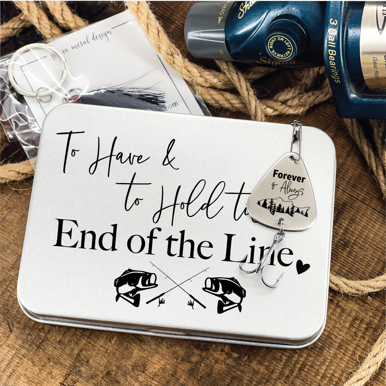 Groom Fishing Lure + Tin