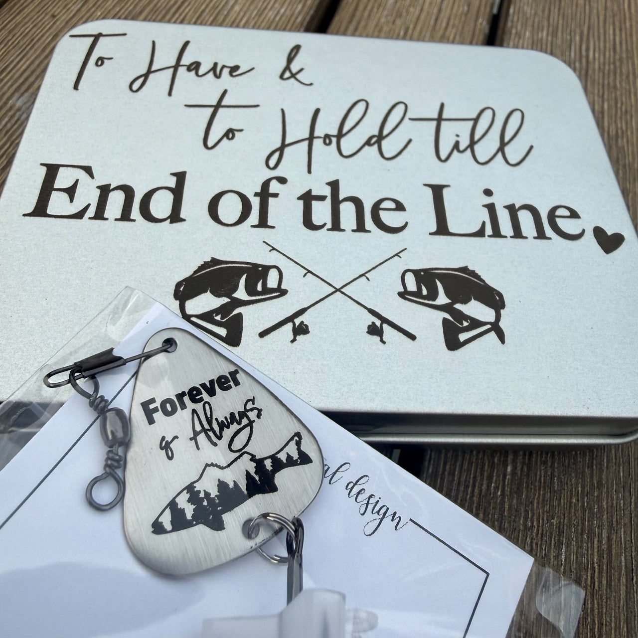 Groom Fishing Lure + Tin