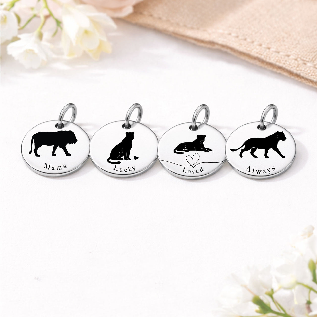 Mama Lion Charm Set